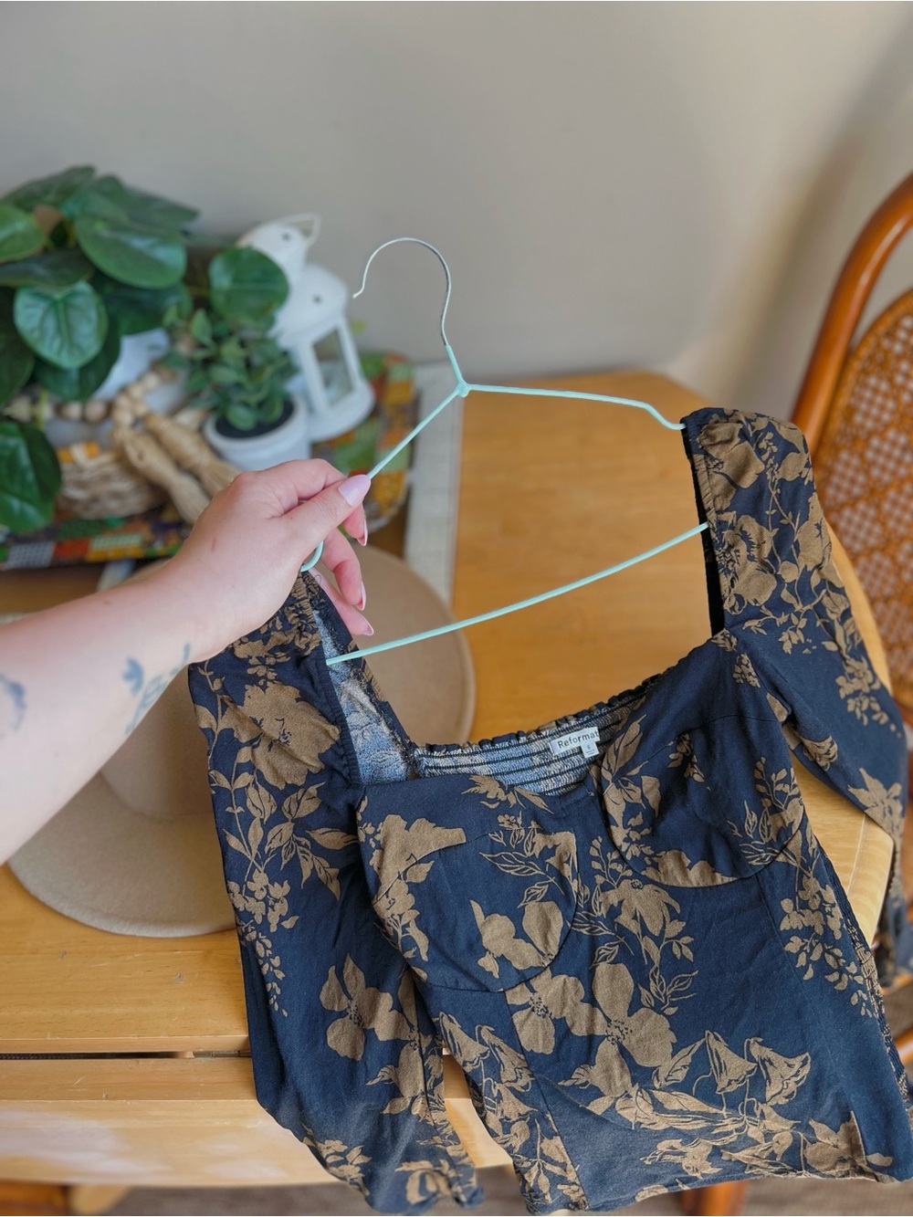 Reformation | Reign Top - Picture 7 of 9